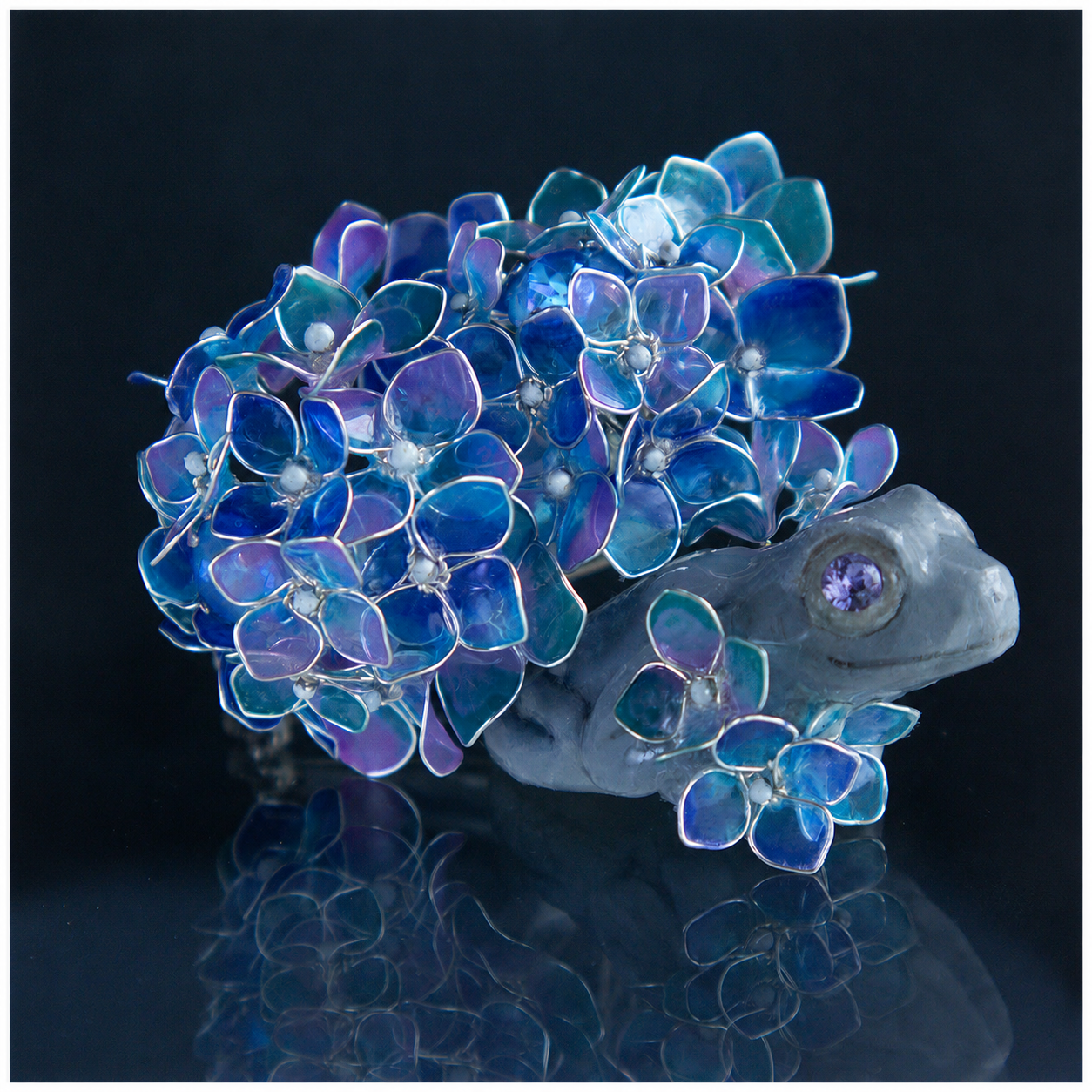 Only 2 left in stock! Special ear clips with subtle scent