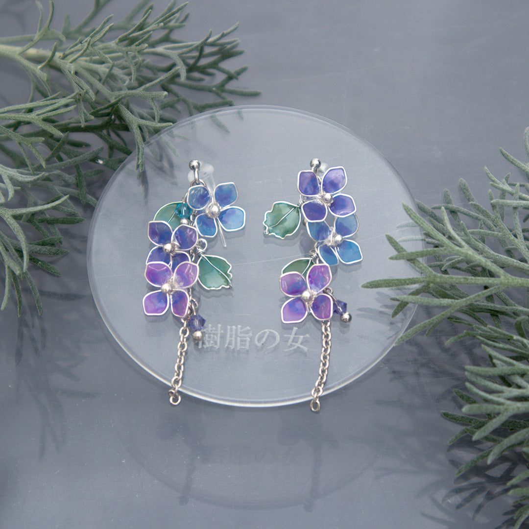 Only 2 left in stock! Special ear clips with subtle scent