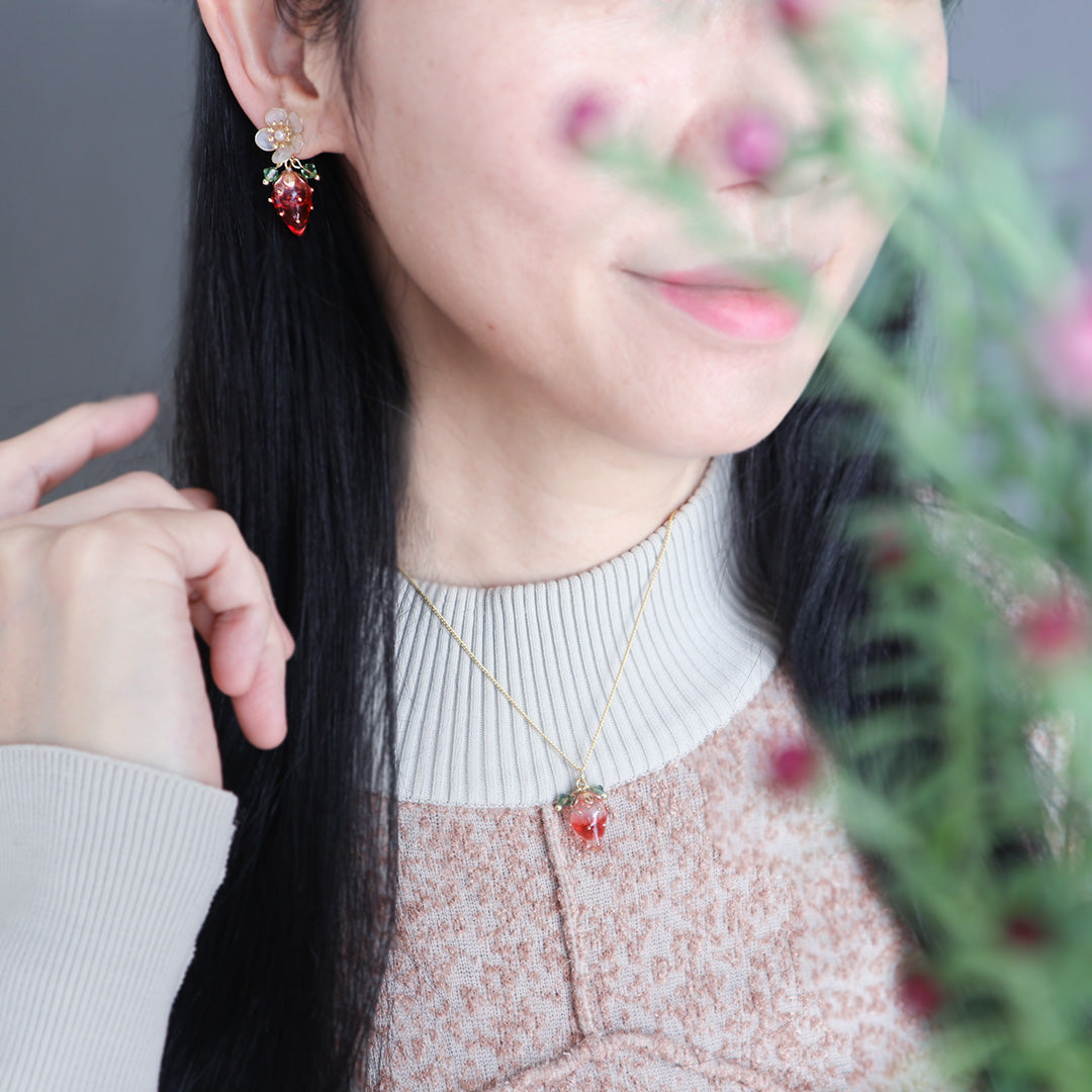 Strawberry flower picking earrings