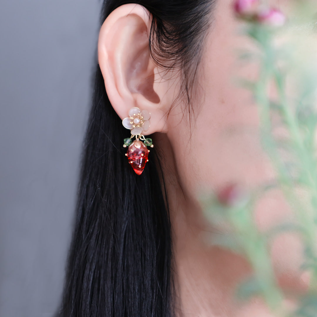 Strawberry flower picking earrings