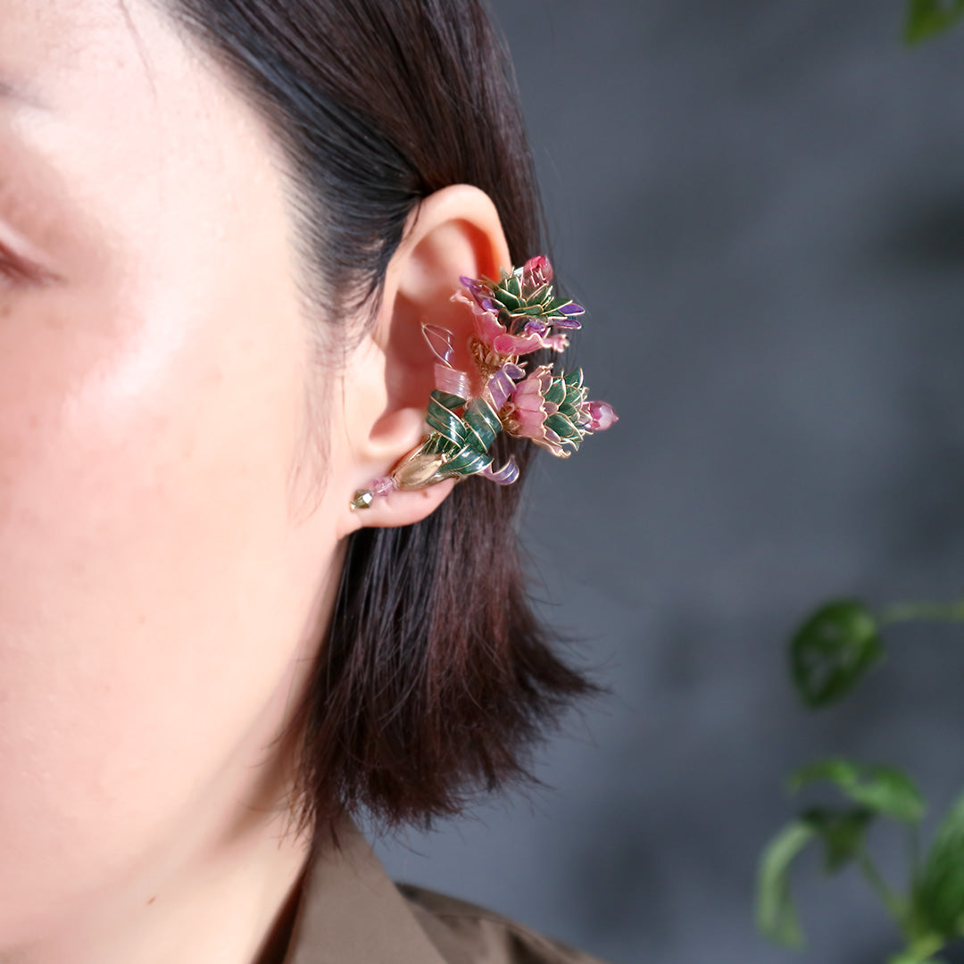 螺旋の花冠イヤークリップ（数量限定）オレンジ